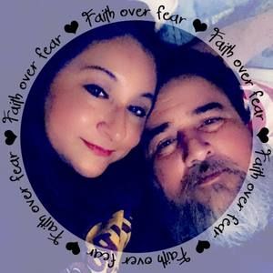 Meet your Posher, Lorie